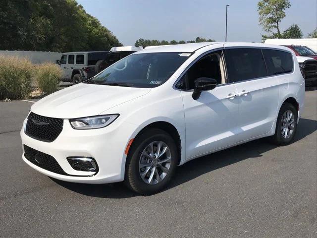 2024 Chrysler Pacifica PACIFICA TOURING L AWD