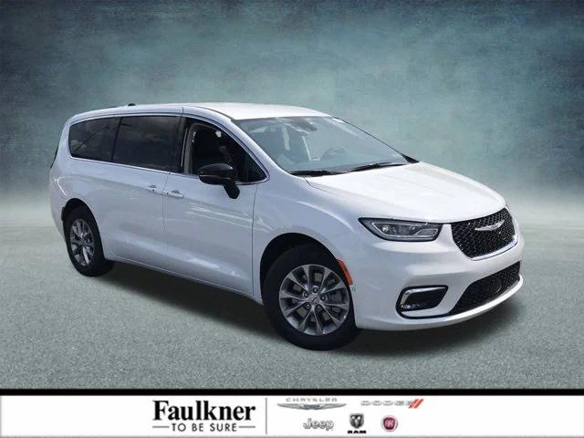 2024 Chrysler Pacifica PACIFICA TOURING L AWD