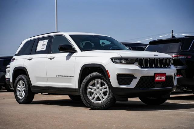 2024 Jeep Grand Cherokee GRAND CHEROKEE LAREDO 4X4