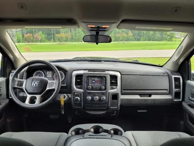 2022 RAM 1500 Classic SLT Crew Cab 4x2 57 Box