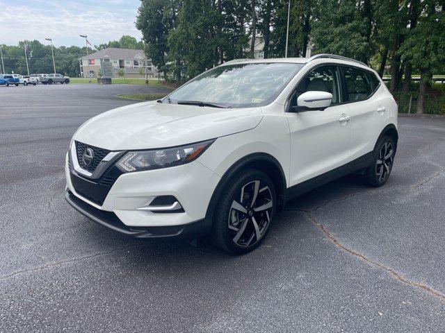 2022 Nissan Rogue Sport SL FWD Xtronic CVT