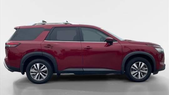 2022 Nissan Pathfinder SL 2WD