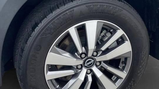 2022 Nissan Pathfinder SL 2WD