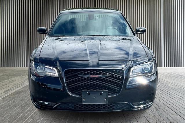 2022 Chrysler 300 S