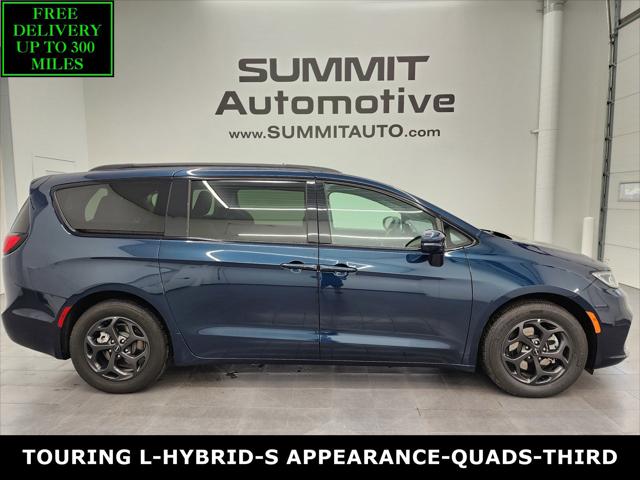 2022 Chrysler Pacifica Hybrid Touring L