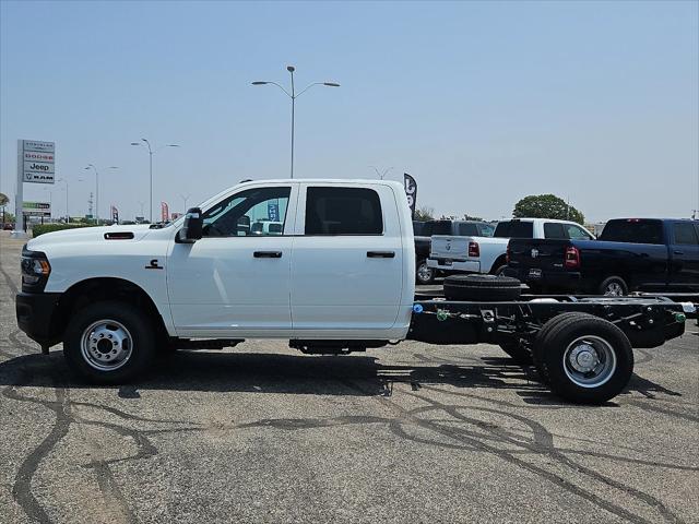 2024 RAM Ram 3500 Chassis Cab RAM 3500 TRADESMAN CREW CAB CHASSIS 4X4 60 CA