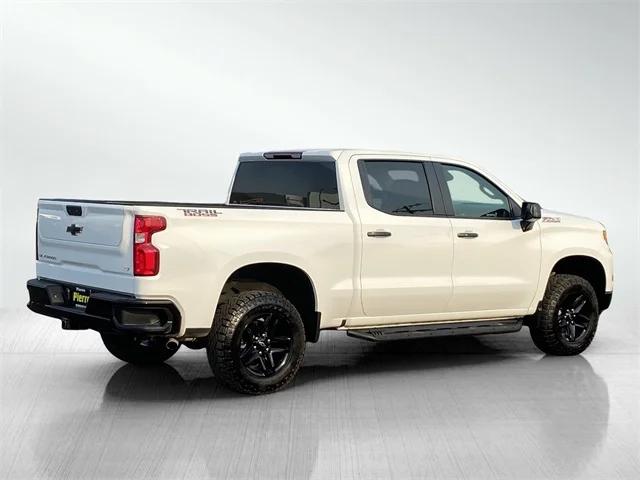 2022 Chevrolet Silverado 1500 4WD Crew Cab Standard Bed LT Trail Boss