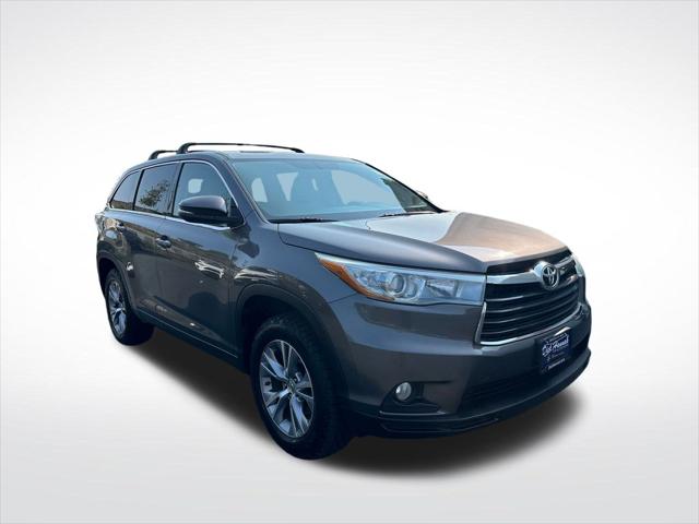 2015 Toyota Highlander LE V6