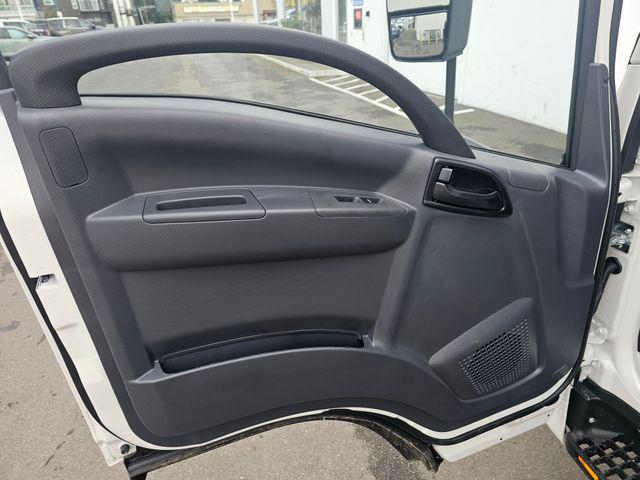 2025 Chevrolet 5500 Base