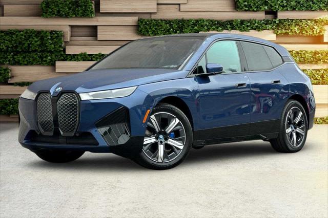 2025 BMW iX