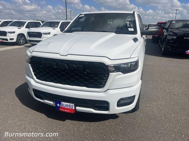 2025 RAM Ram 1500 RAM 1500 TRADESMAN CREW CAB 4X2 57 BOX