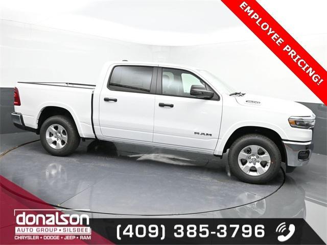 2025 RAM Ram 1500 RAM 1500 LONE STAR CREW CAB 4X4 57 BOX