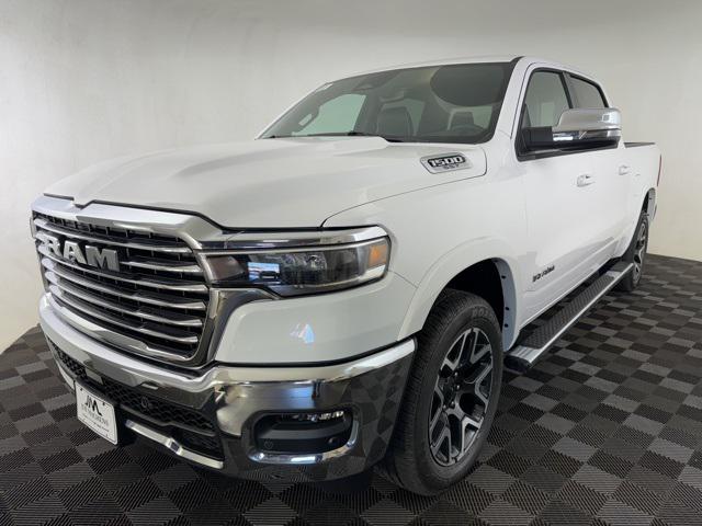 2025 RAM Ram 1500 RAM 1500 LARAMIE CREW CAB 4X4 57 BOX