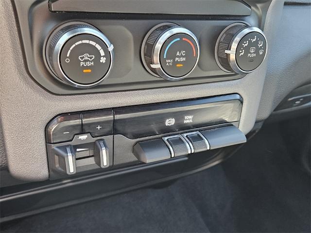 2023 Ram 3500 Big Horn Crew Cab 4x4 6'4" Box