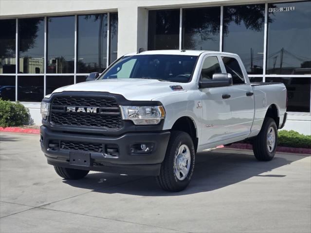 2022 RAM 2500 Tradesman Crew Cab 4x4 64 Box