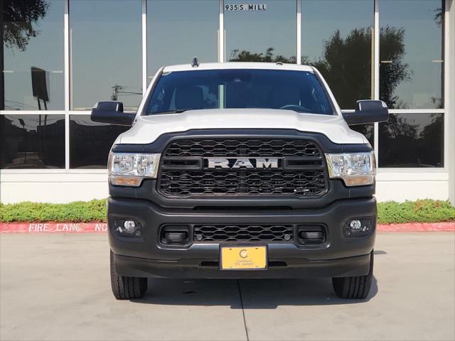 2022 RAM 2500 Tradesman Crew Cab 4x4 64 Box