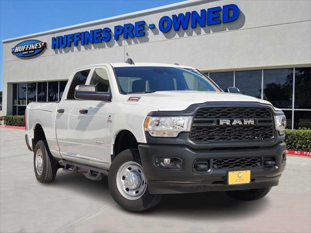 2022 RAM 2500 Tradesman Crew Cab 4x4 64 Box