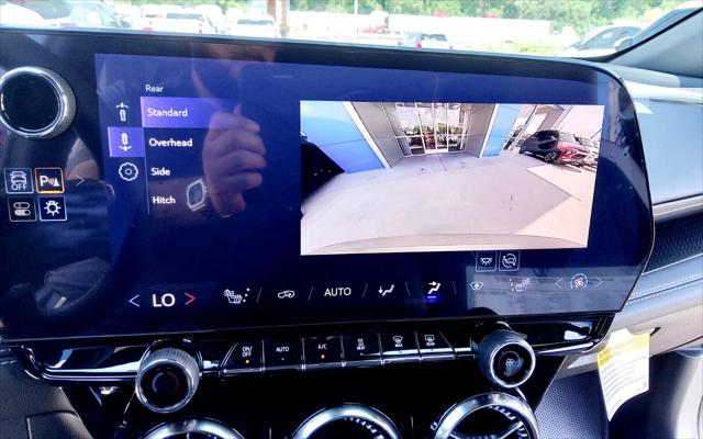 2024 Chevrolet V Blazer eAWD LT