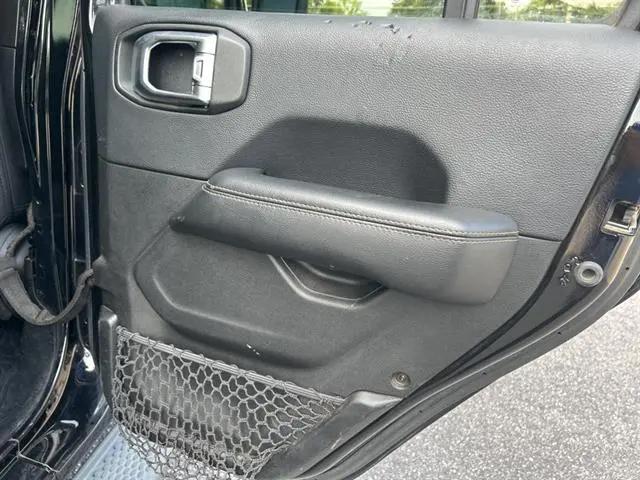 2019 Jeep Wrangler Unlimited Sahara 4x4