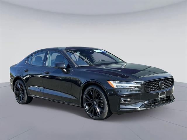2024 Volvo S60 B5 Plus Black Edition