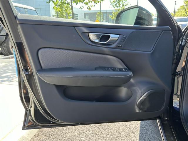 2024 Volvo S60 B5 Plus Black Edition