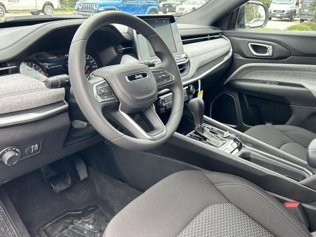 2025 Jeep Compass COMPASS SPORT 4X4