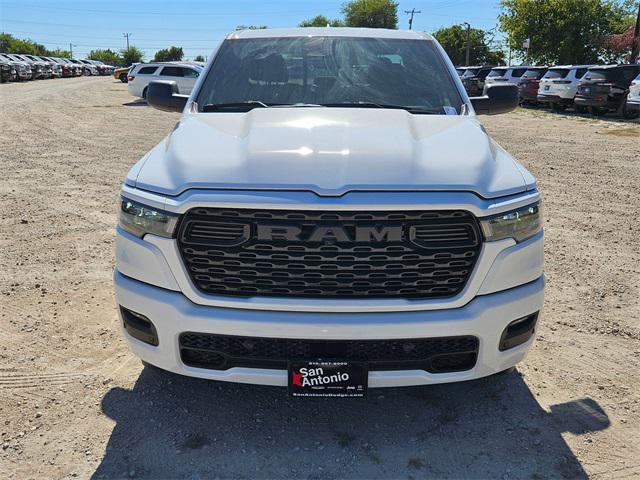 2025 RAM Ram 1500 RAM 1500 TRADESMAN QUAD CAB 4X2 64 BOX