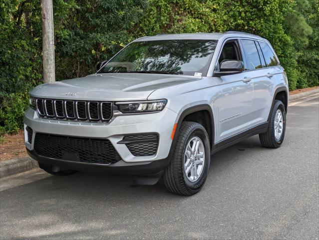 2024 Jeep Grand Cherokee GRAND CHEROKEE LAREDO 4X2