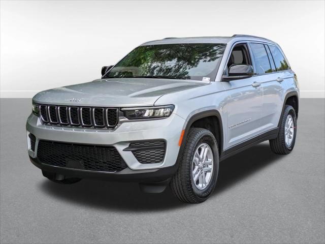 2024 Jeep Grand Cherokee GRAND CHEROKEE LAREDO 4X2