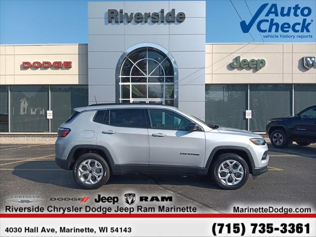 2025 Jeep Compass COMPASS LATITUDE 4X4