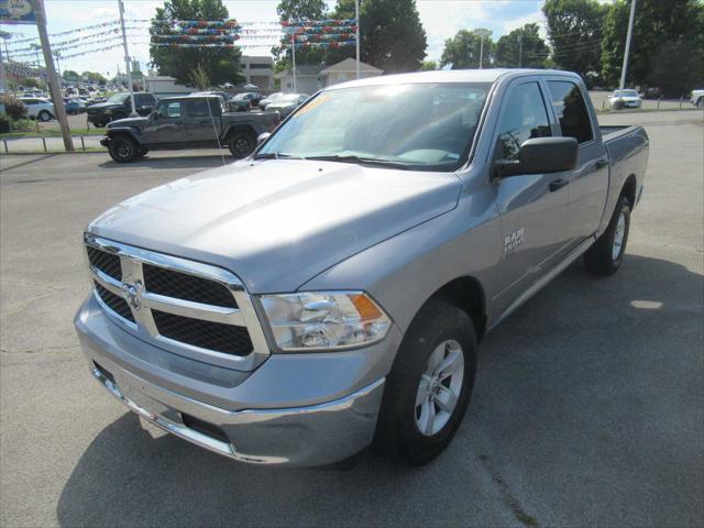 2022 RAM 1500 Classic SLT Crew Cab 4x4 57 Box