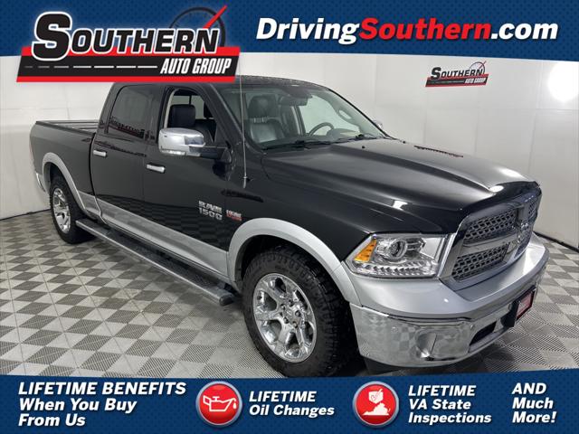 2017 RAM 1500 Laramie Crew Cab 4x4 64 Box