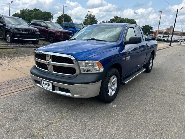 2017 RAM 1500 Tradesman Quad Cab 4x2 64 Box