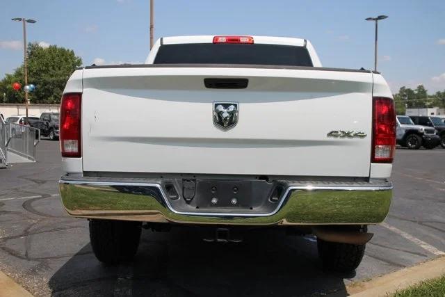 2021 RAM 1500 Classic Tradesman Crew Cab 4x4 57 Box