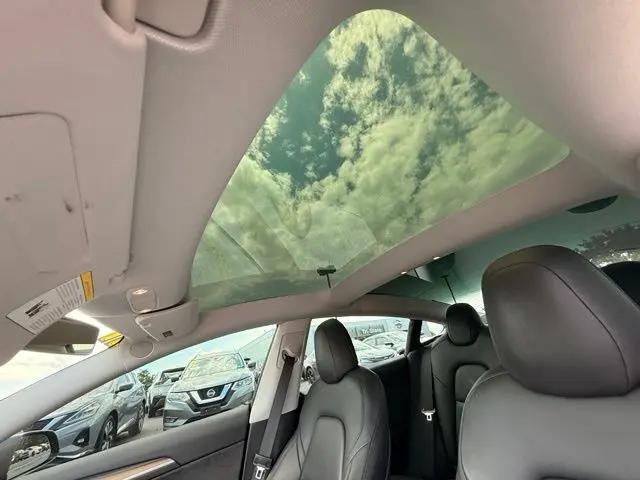 2021 Tesla Model 3 Standard Range Plus Rear-Wheel Drive
