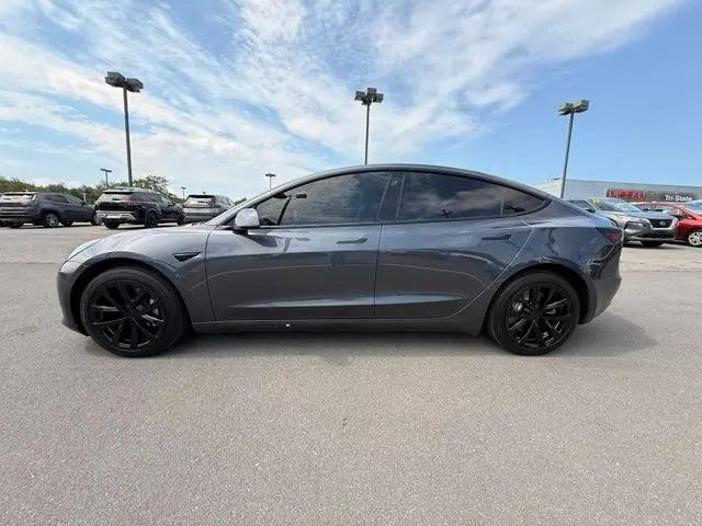 2021 Tesla Model 3 Standard Range Plus Rear-Wheel Drive