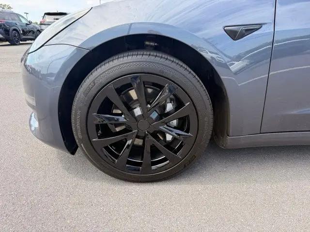 2021 Tesla Model 3 Standard Range Plus Rear-Wheel Drive