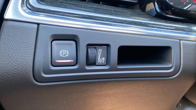 2021 Cadillac XT5 AWD Premium Luxury