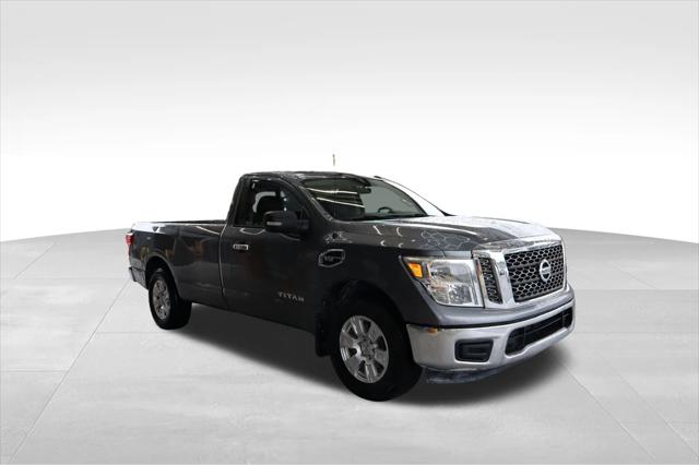 2017 Nissan TITAN SV