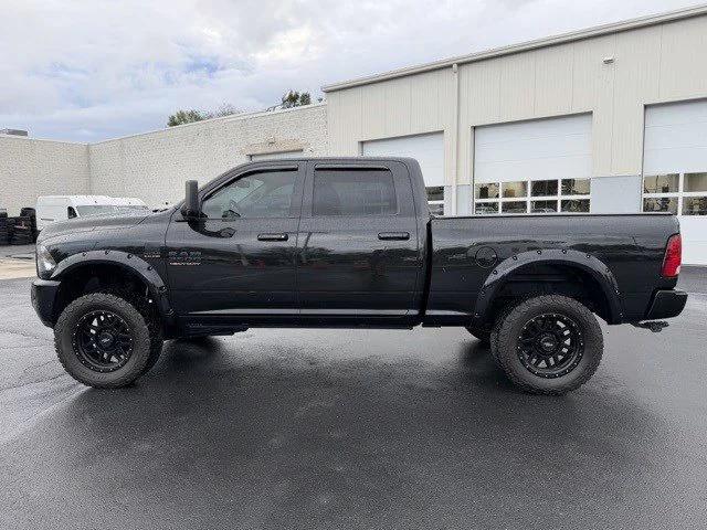 2018 RAM 3500 Big Horn Crew Cab 4x4 64 Box
