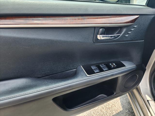 2017 Lexus ES 350 Sedan