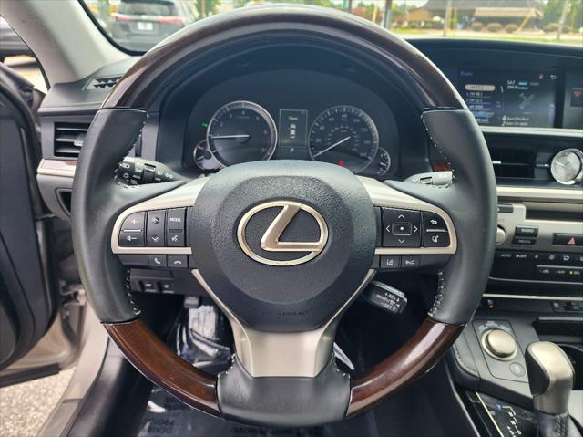 2017 Lexus ES 350 Sedan