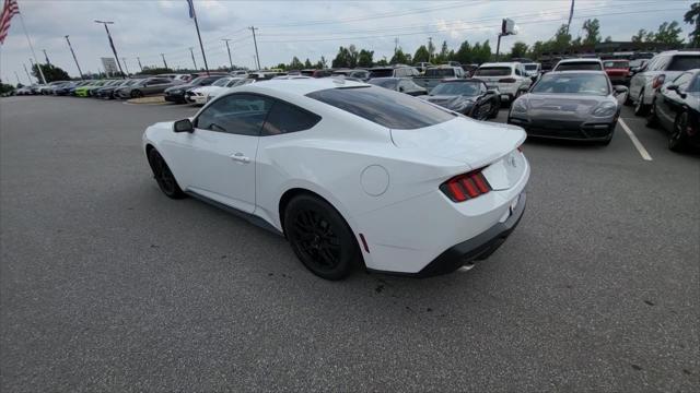 2024 Ford Mustang EcoBoost Fastback