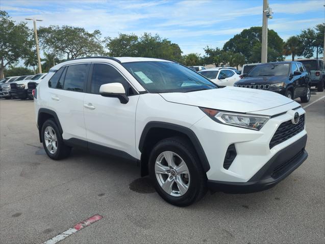 2021 Toyota RAV4 XLE