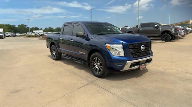 2021 Nissan TITAN Crew Cab SV 4x4