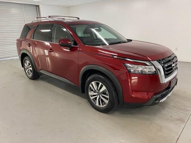 2023 Nissan Pathfinder SL 4WD