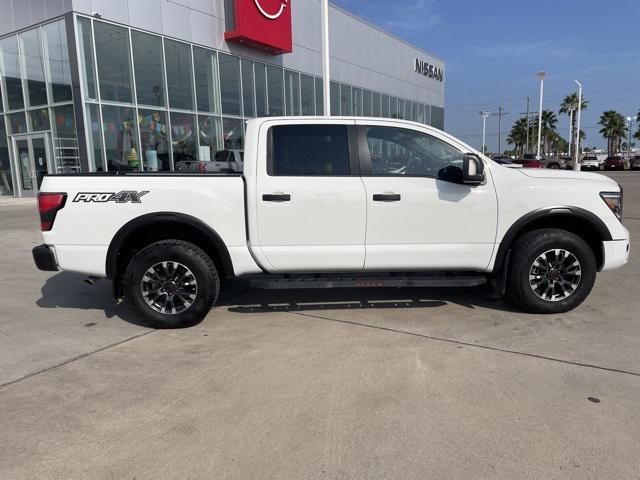 2024 Nissan TITAN Crew Cab PRO-4X 4x4