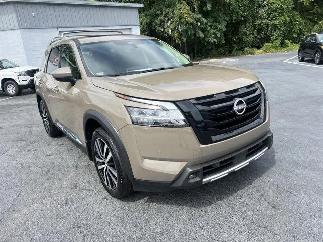 2024 Nissan Pathfinder Platinum 4WD