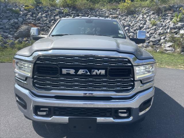 2024 RAM Ram 3500 RAM 3500 LIMITED CREW CAB 4X4 8 BOX