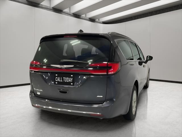 2021 Chrysler Pacifica Touring L AWD